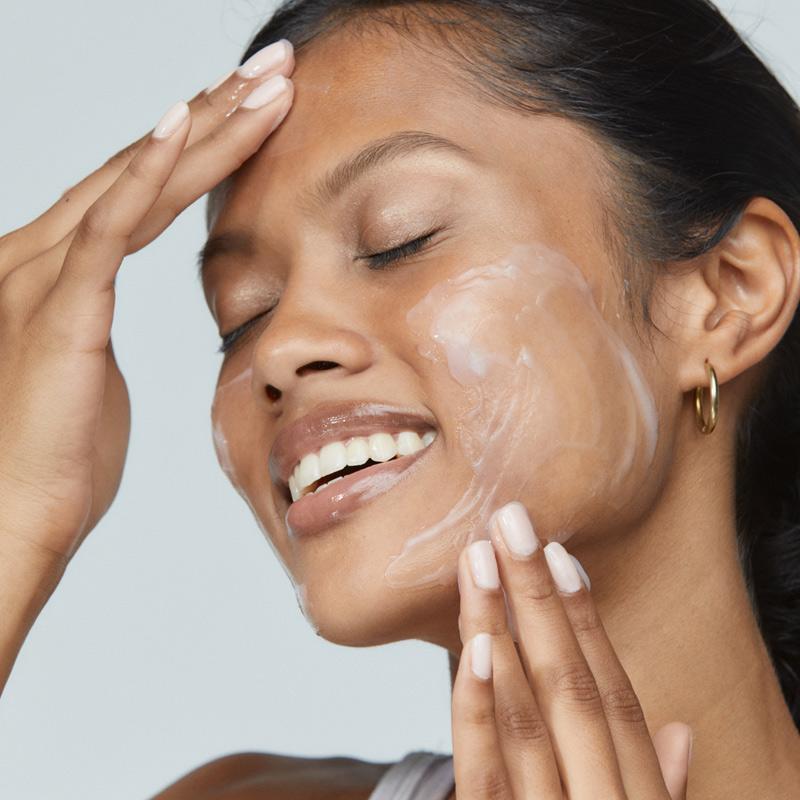 Ultracalming™ Cleanser (6541159432370)
